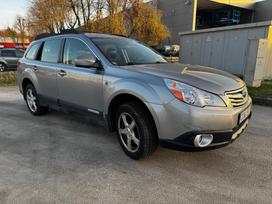 Subaru Outback Usa modelis variklis ej253 127kw variatorius tr690jhaba odin