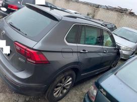 Volkswagen Tiguan Utena bet dalis visur siunciam detali vysylaju