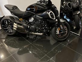 Ducati Diavel 1158cc, street / classic