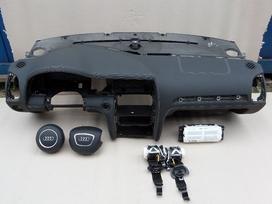 Audi Q7 for parts. saugos pagalvių komplektas dalys yra originalios