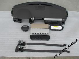Land Rover Freelander for parts. saugos pagalvių komplektas dalys yra originalios