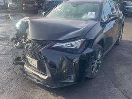 Lexus UX 250h по частям
