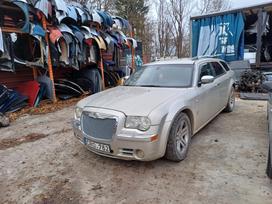 Chrysler 300C dalimis