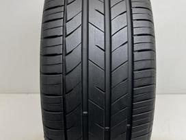 Kumho Ecsta HS52 2022m, летние 235/45 R17