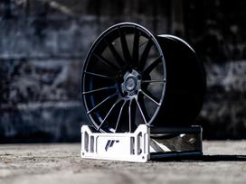Japan Racing SL05 FlowForming, light alloy, R19