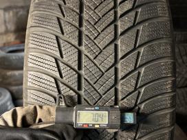 Bridgestone BLIZZAK LM001, зимние 235/50 R19