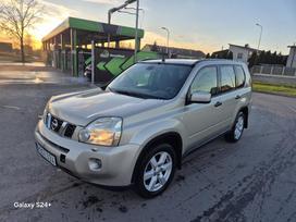 Nissan X-Trail Variklis ir kiti agregatai dirbo tvarkingai
