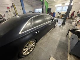 Audi A8 L по частям. A8 long dalimis variklio kodas cdra greičių dėžė