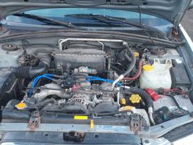 Subaru Forester dalimis