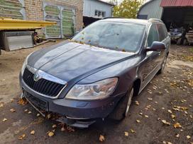 Skoda Octavia Spalvos kodas 9153 skambinti i v nuo 9 iki 17h mob