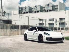 Porsche Panamera, 3.0 l., hatchback
