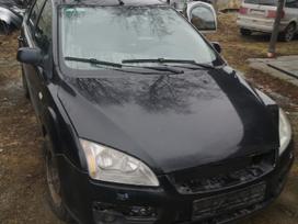Ford Focus Perkame automobilius ir jų dalis išrašome pažymas paramai gauti