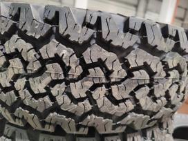 BF Goodrich ALL-TERRAIN, всесезонные 235/75 R15