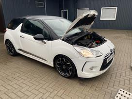 Citroen DS3 по частям. Variklio kodas dv6d spalvos kodas ewp exy