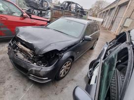 Mercedes-Benz C250 по частям. Www autolauzynas lt prekyba naujomis ir naudotomis