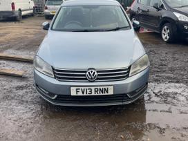 Volkswagen Passat Variklis cff daugiau informacijos 37061354090 arba minsko