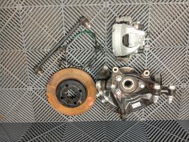 Toyota Yaris Priekines dešnes puses važiuokles dalys stebule 432110h050