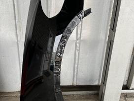 BMW X5 E70 lci desines puses sparnas schwarz 2 668 spalva