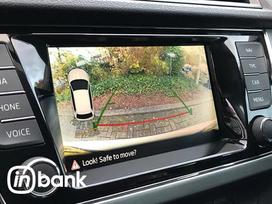 Skoda Octavia Galinės kameros sistema jungiasi prie originalaus automobilio