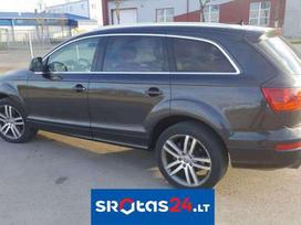 Audi Q7 dalimis. Tai itin paprastas ir