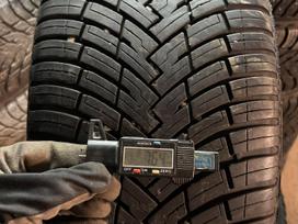Pirelli SCORPION 2 2022m, всесезонные 255/45 R19