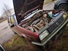 Volkswagen Golf dalimis. Automobilis ardomas dalimis запасные части автомобиля