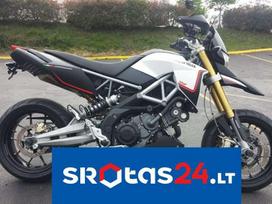 Aprilia Dorsoduro, street / классические