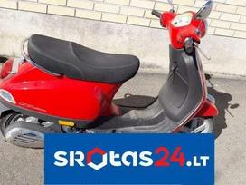 Piaggio Vespa, scooters / mopeds