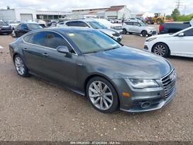 Audi A7 dalimis. Naktinis matymas distronikai full led zibintai juodos
