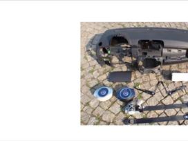Fiat 500 for parts. saugos pagalvių komplektas dalys yra originalios