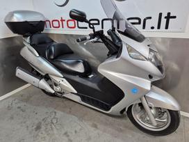 Honda Silverwing 600cc, motoroleriai / mopedai