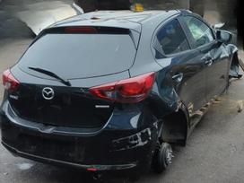 Mazda 2 Platus naudotų detalių pasirinkimas asortimentas kasdien papild