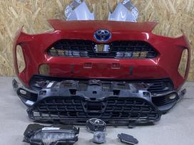 Toyota Yaris Cross bumpers, fenders, front grill