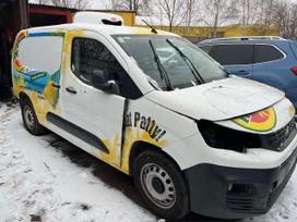Peugeot Partner dalimis. Originalios kokybiškos naudotos mikroautobusų detalės