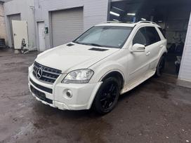 Mercedes-Benz ML klasė Pniaumo transmisija xsenon