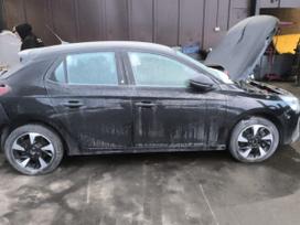 Opel Corsa Daugiau informacijos telefonu prekyba naudotomis lengvųjų aut