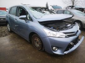 Toyota Verso rezerves daļās. Automobilis ardomas dalimis запасные части авто