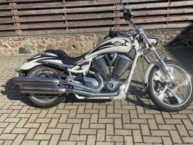 Victory Jackpot 1731cc, choppers