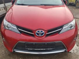 Toyota Auris по частям. Europa dalimis bendzinas elektra