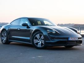 Porsche Taycan, 79 kWh, hatchback