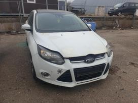 Ford Focus dalimis. Uzsiveda vazioja rida 225000km