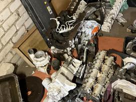 Volvo penta D4 300, Variklis dalimis