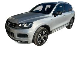 Volkswagen Touareg, CRC, по частям. Maža rida 213918 km r line variklis crc spalva lx7w