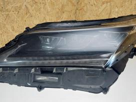 Lexus RX klasė Cen22821