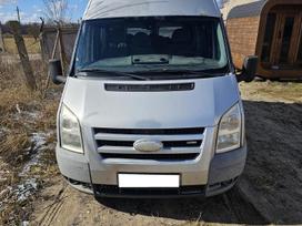 Ford Transit, passenger vans