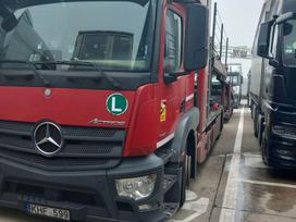 Mercedes-Benz + Kassbohrer 2018, auto vedēji