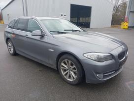 BMW 520 Bmw f11 2010m spalva a52 7 mechaninė pav dėžė