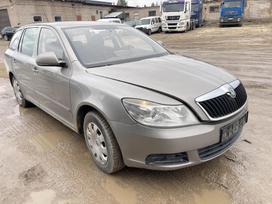 Skoda Octavia dalimis