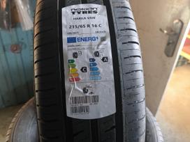 Nokian Hakka van, vasarinės 215/65 R16