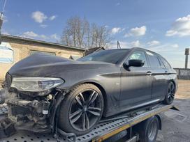 BMW 530 dalimis. Dalimis duru pritraukėjai 360 kameros head up full